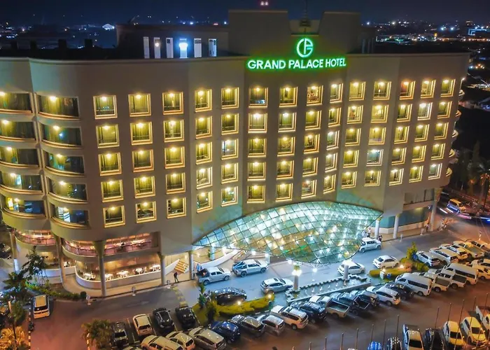 Grand Palace Hotel